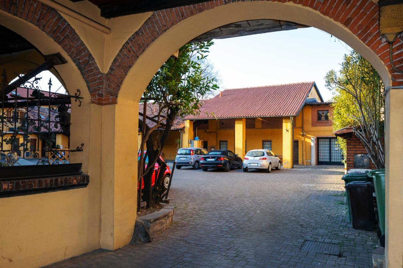 Residence San Raffaele 1 Milán Exterior foto